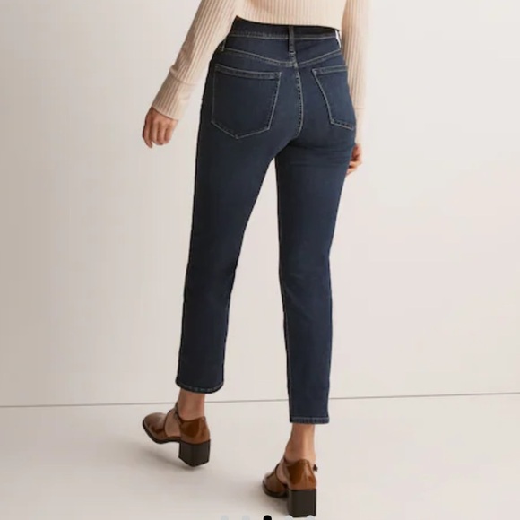 Madewell Mid Rise Stovepipe Jeans in Dahill Wash - Picture 2 of 14